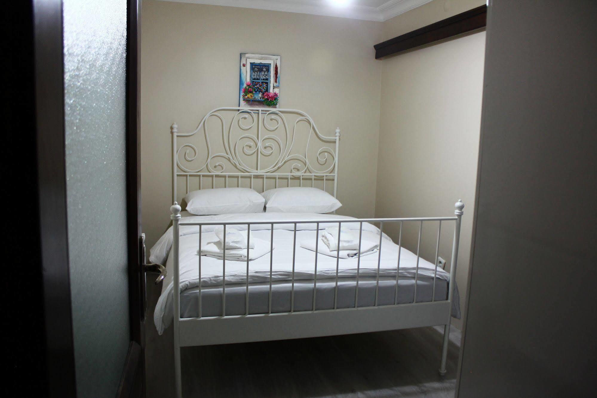 Bueyuekada Apart Hotel - Yeni Apart Adalar Bagian luar foto