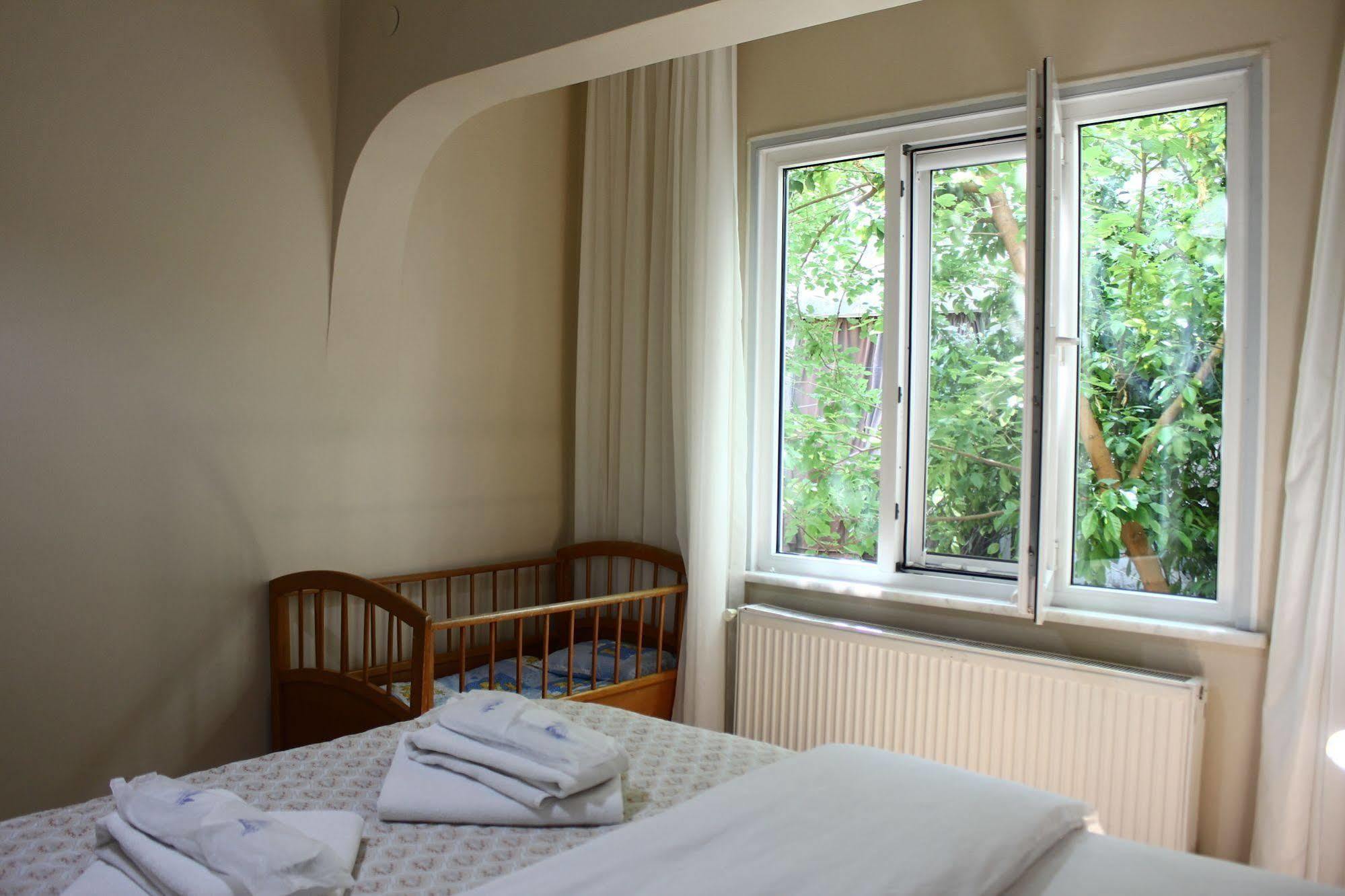 Bueyuekada Apart Hotel - Yeni Apart Adalar Bagian luar foto