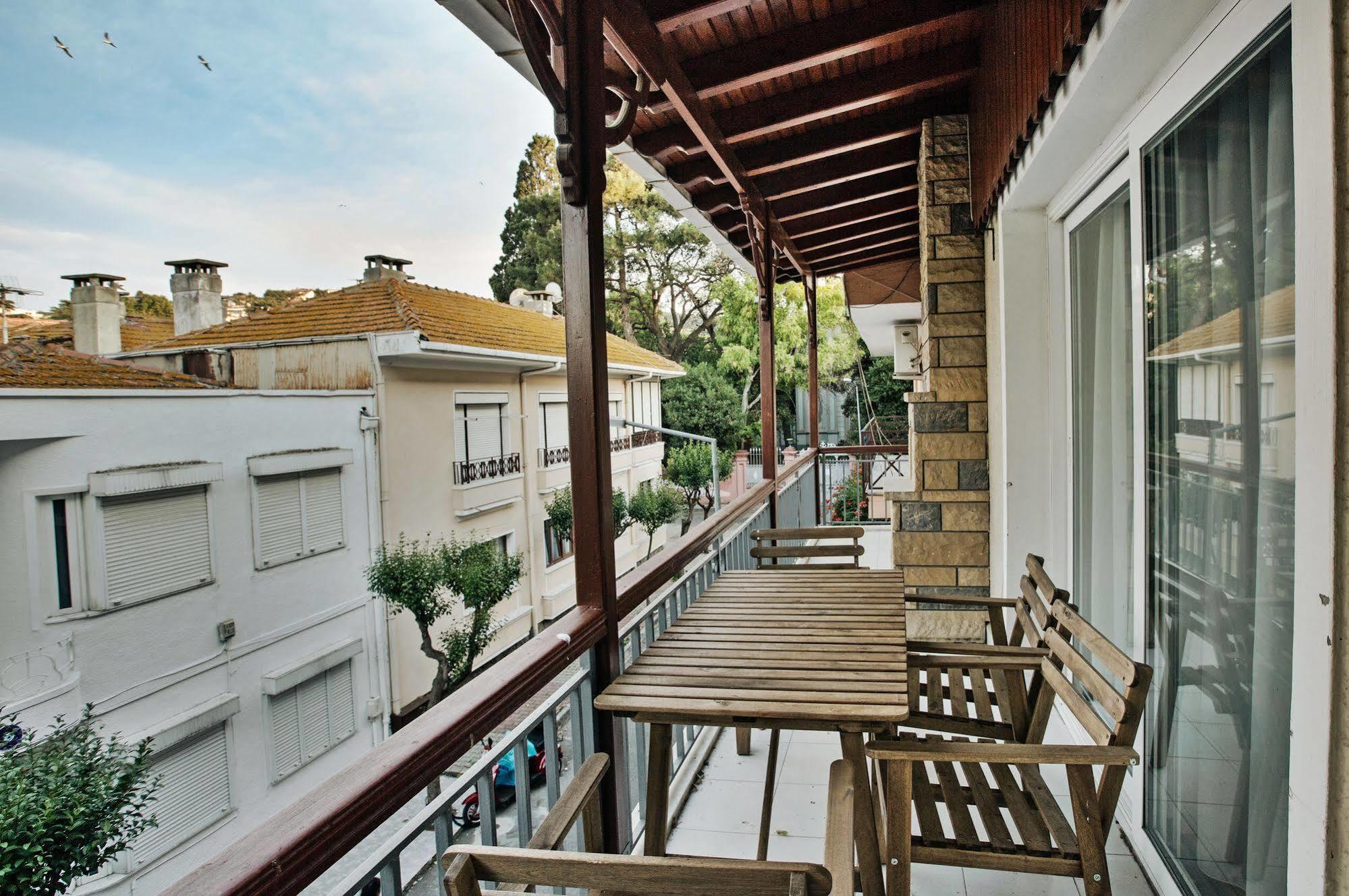 Bueyuekada Apart Hotel - Yeni Apart Adalar Bagian luar foto